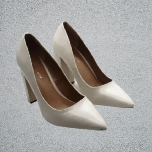 Madden Girl Shoes - Madden Girl Symboll (size 10)